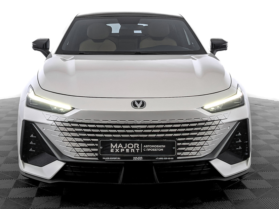 Фото Changan UNI-V с пробегом 38 943 км