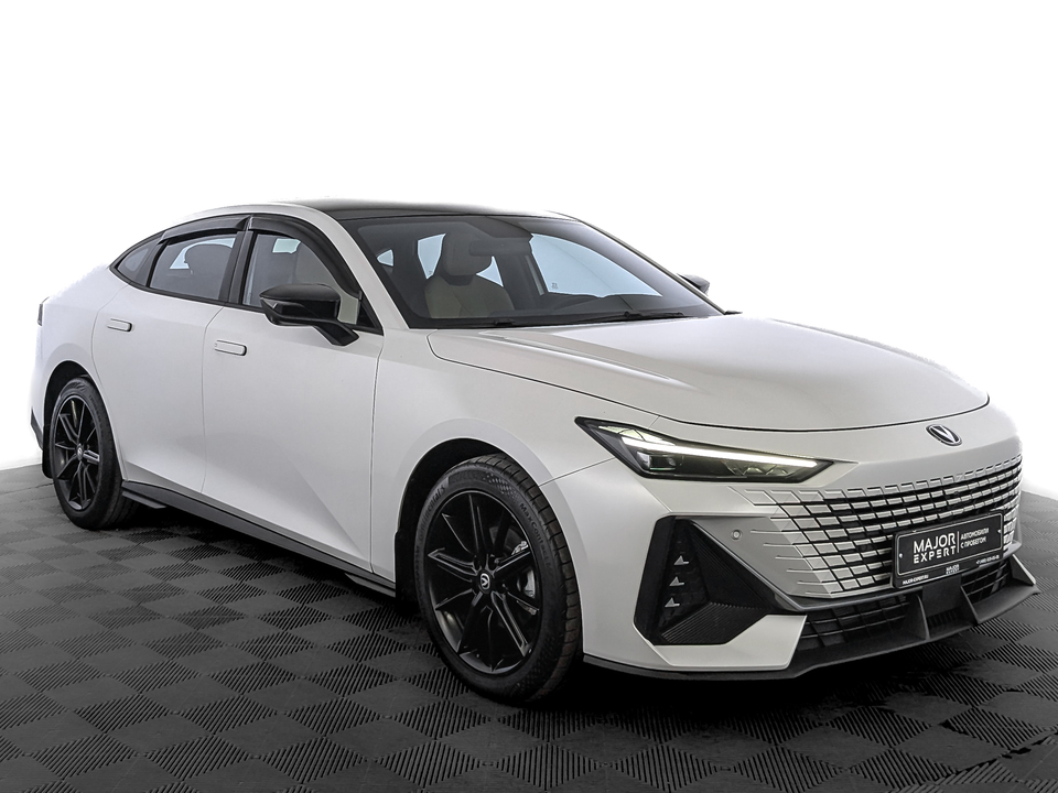 Фото Changan UNI-V с пробегом 38 943 км