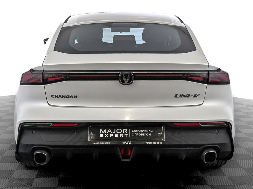 Фото Changan UNI-V с пробегом 38 943 км