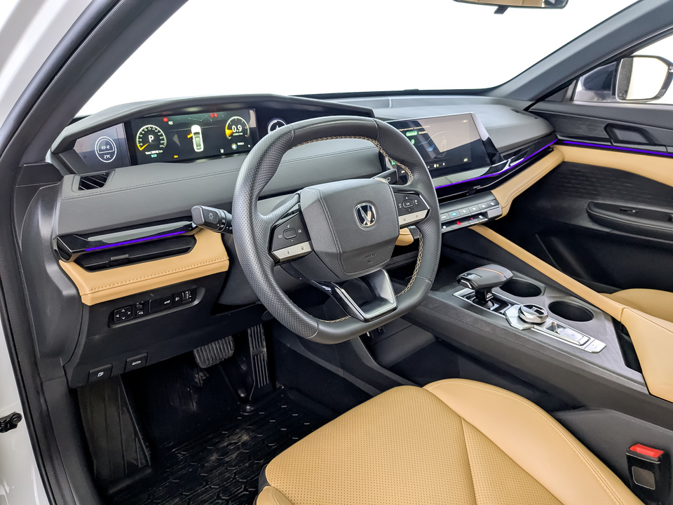 Фото Changan UNI-V с пробегом 38 943 км