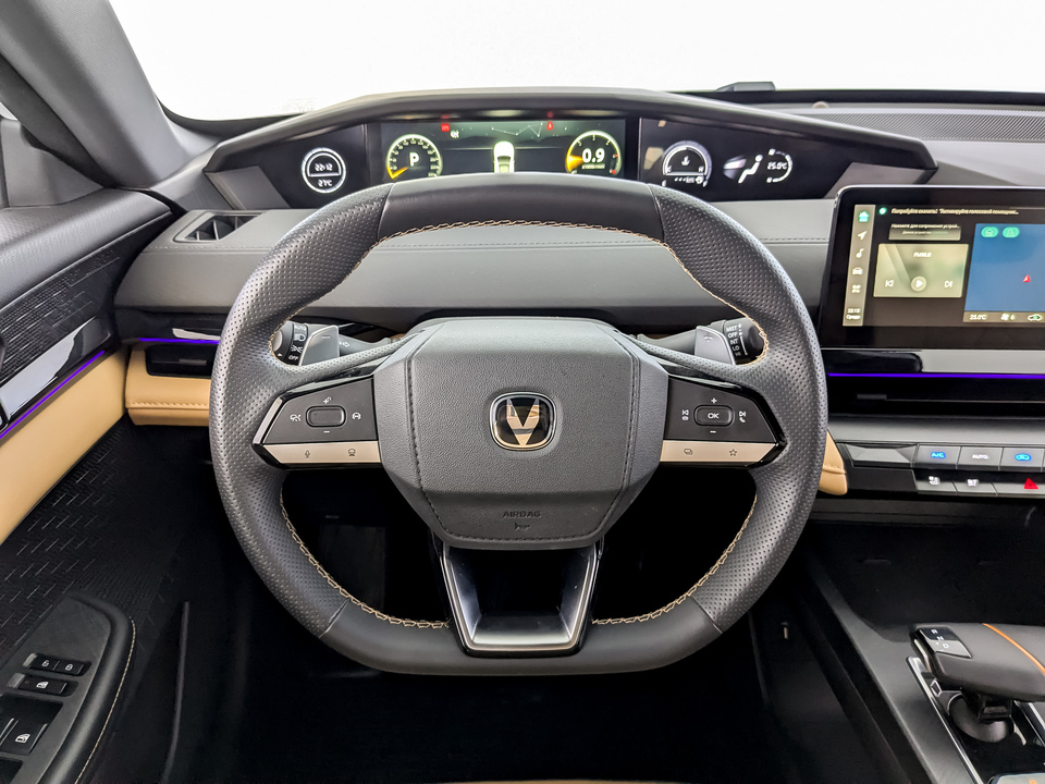 Фото Changan UNI-V с пробегом 38 943 км