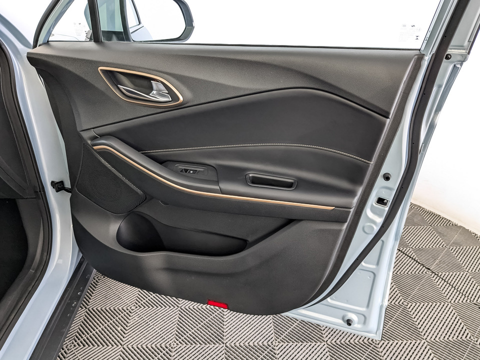 Фото Москвич 3e с пробегом 70 км