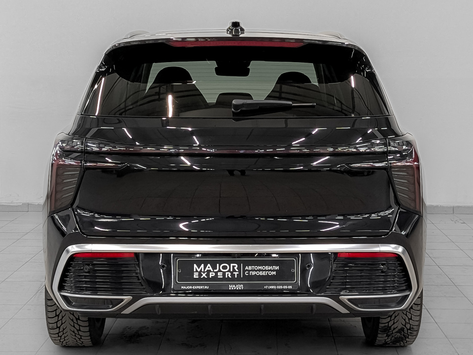 Фото Hongqi HS3 с пробегом 3685 км