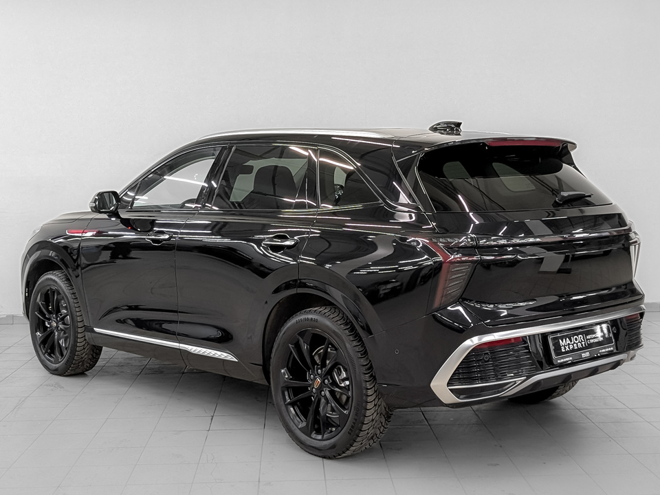 Фото Hongqi HS3 с пробегом 3685 км