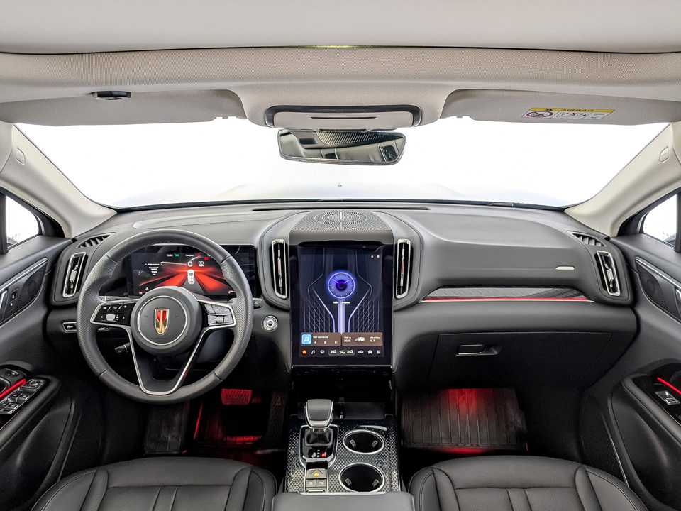 Фото Hongqi HS3 с пробегом 3685 км