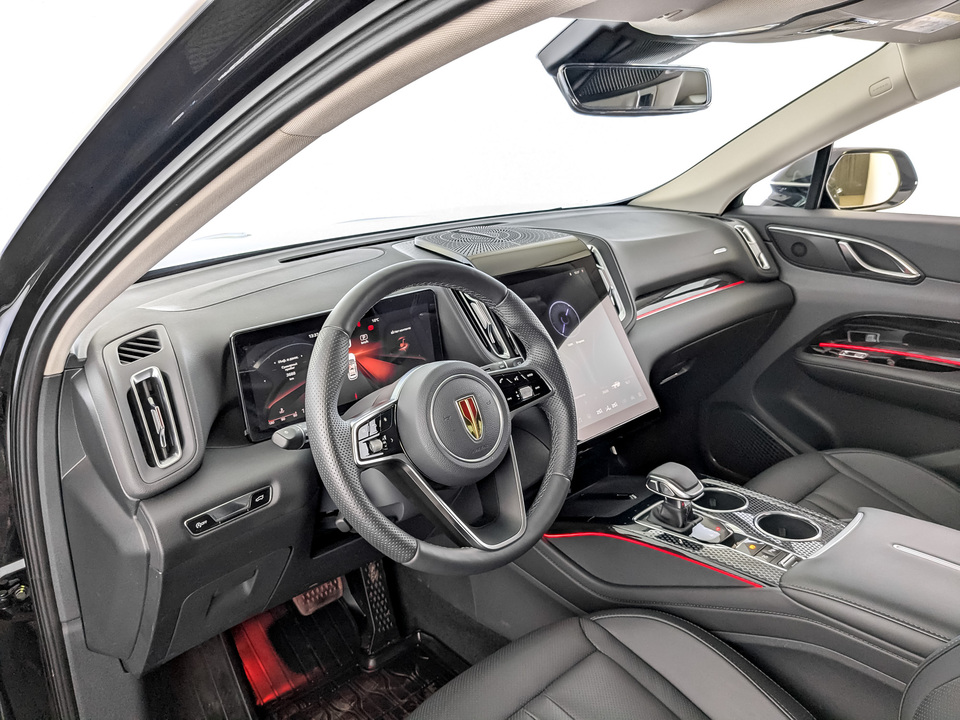 Фото Hongqi HS3 с пробегом 3685 км