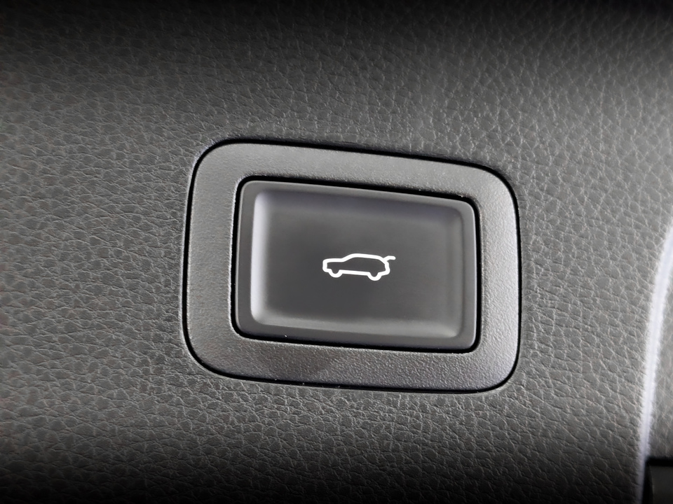 Фото Hongqi HS3 с пробегом 3685 км