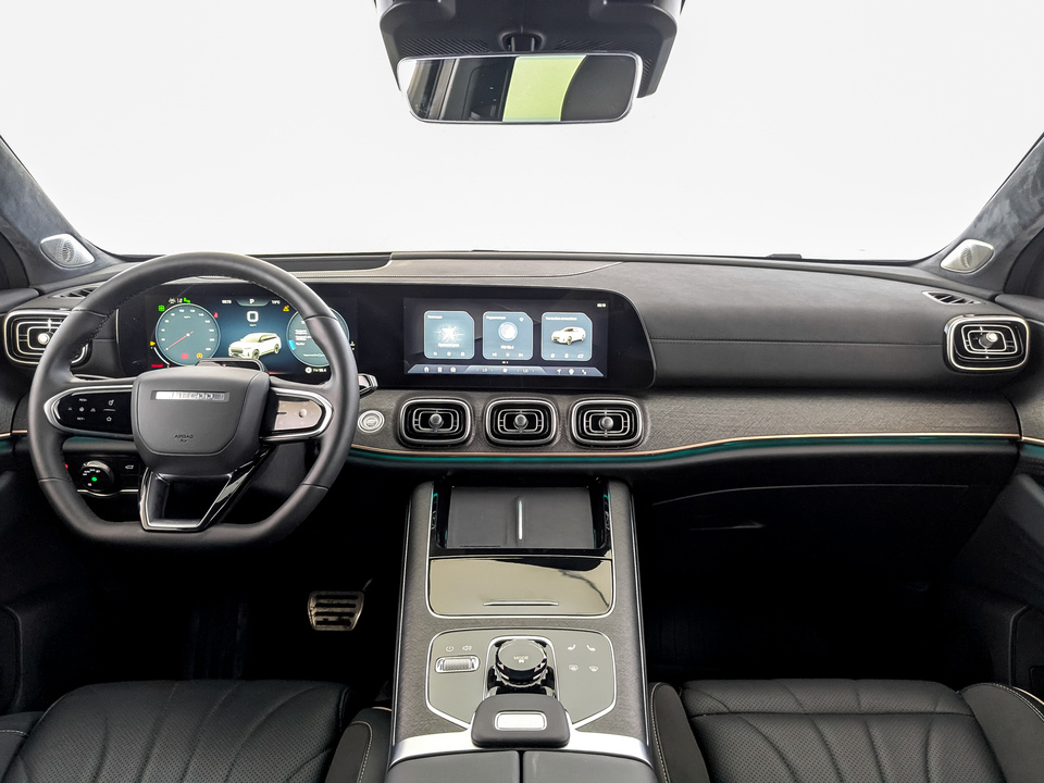 Фото JAECOO J8 с пробегом 8 234 км