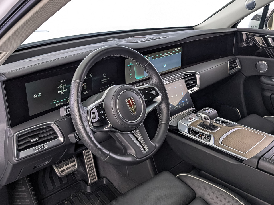 Фото Hongqi E-HS9 с пробегом 20122 км