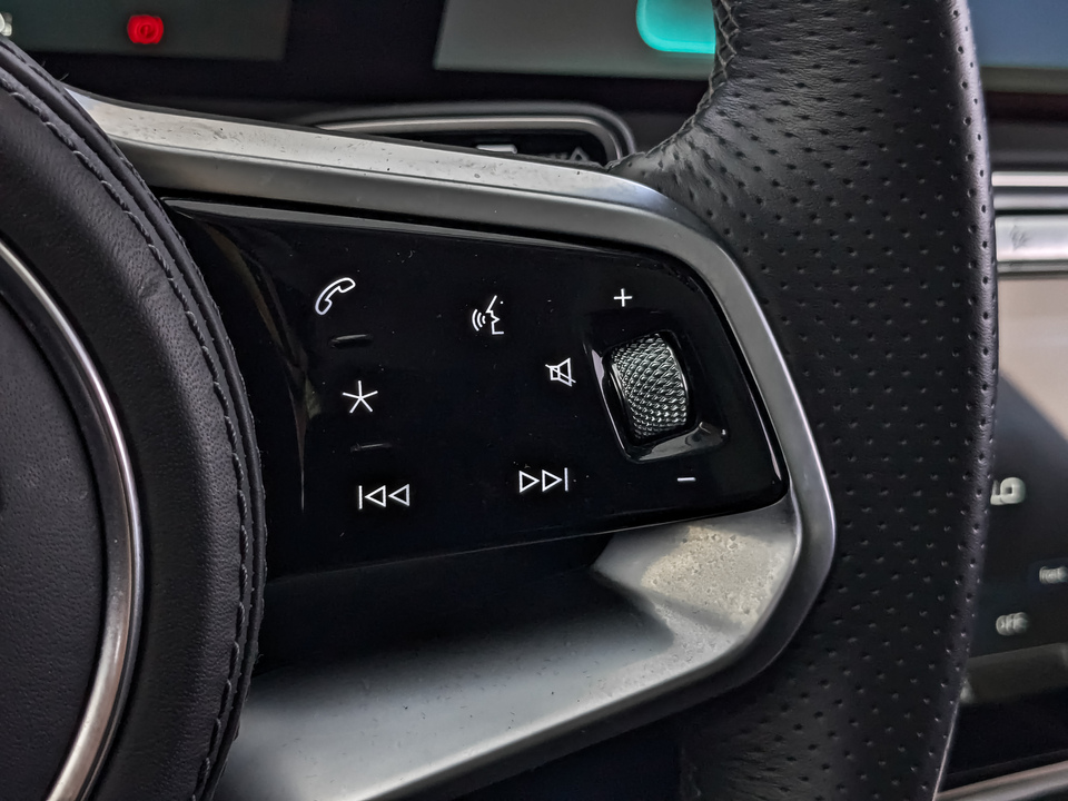 Фото Hongqi E-HS9 с пробегом 20122 км