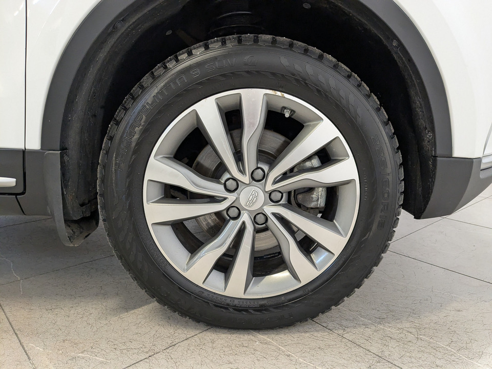 Фото Geely Atlas с пробегом 68 610 км