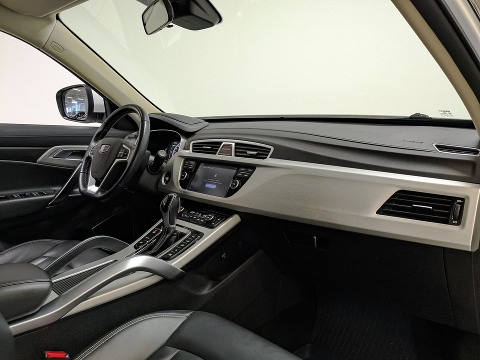 Фото Geely Atlas с пробегом 68 610 км