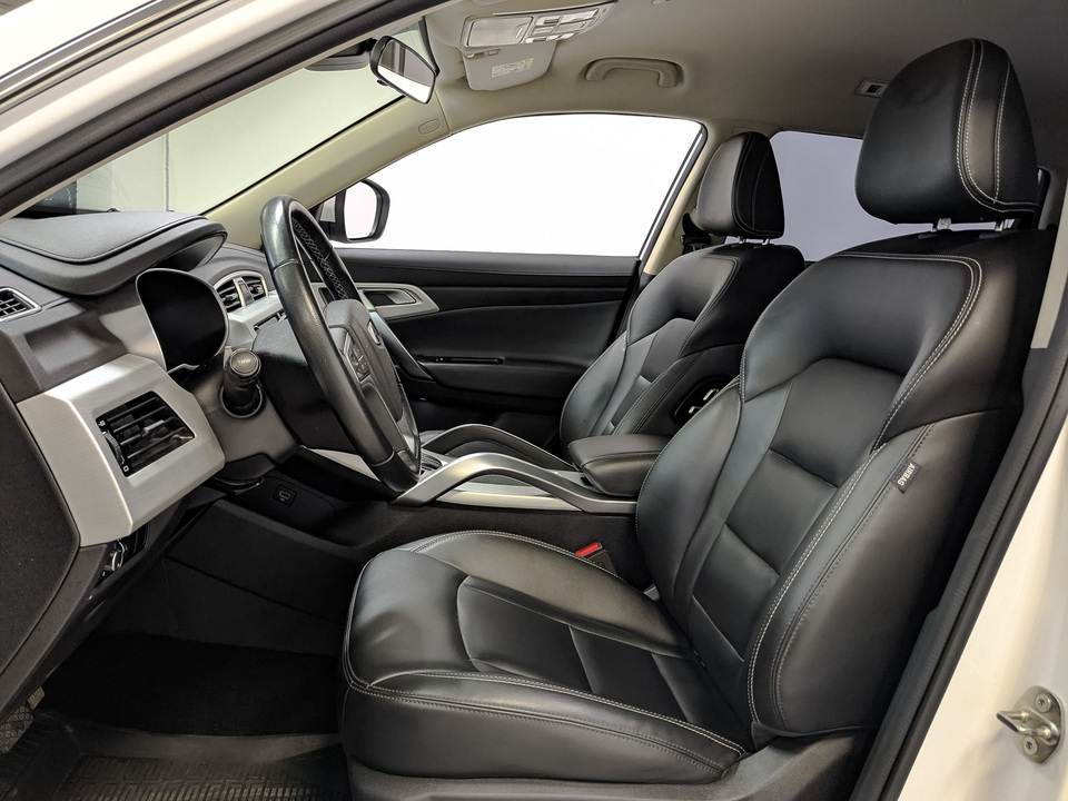 Фото Geely Atlas с пробегом 68 610 км