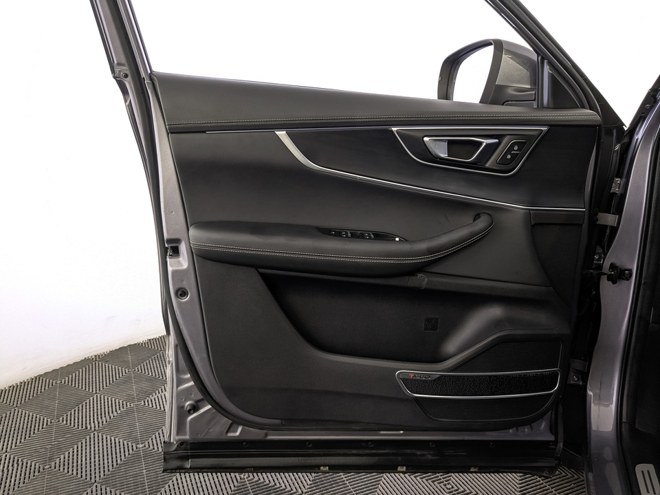 Фото Chery Tiggo 8 с пробегом 81196 км