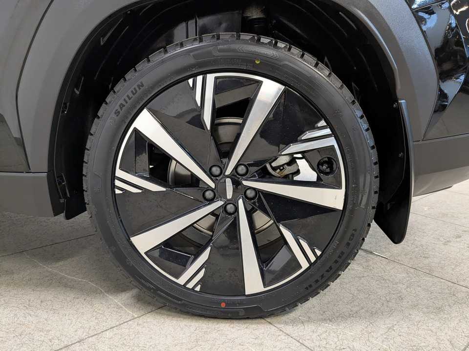 Фото Geely Atlas II с пробегом 2 508 км