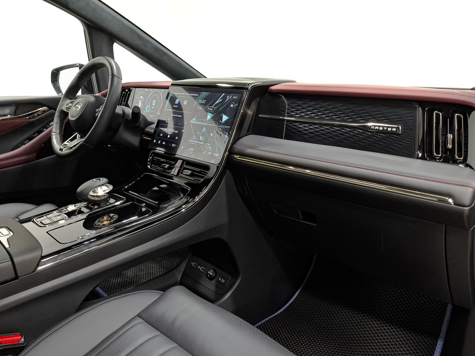 Фото GAC M8 с пробегом 17 335 км