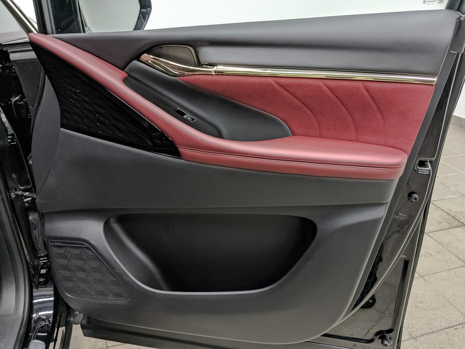 Фото GAC M8 с пробегом 17 335 км